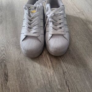 adidas gazelle silver green womens adidas Kid's Originals Superstar "Save The Bees" Grade School
